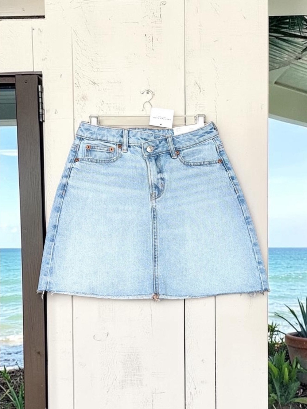 American Eagle NWT Criss Cross Waist Perfect Mini Stretch Jean Skirt 00